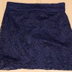 navy blue skirt
